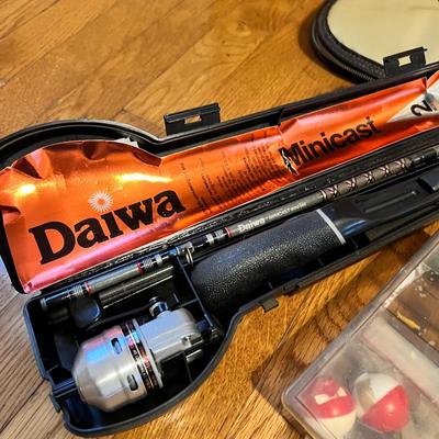Mixed Hunting / Fishing Supplies Lot