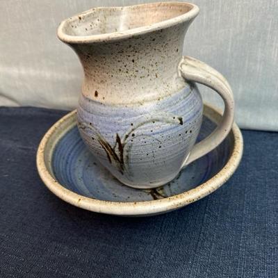 Lot 125, vintage, pottery, pitcher, and bowl set