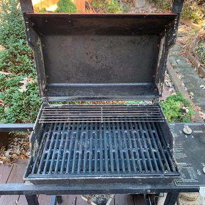 Weber Propane Grill w/ Accessories (BP-HS)