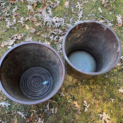 Five Outdoor Rubbermaid Roughneck Trash Cans & More (BP-HS)