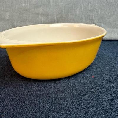 Lot 134 Vintage 2  1/2 Qt Yellow Pyrex Sunflower Daisy Casserole 045 With Lid
