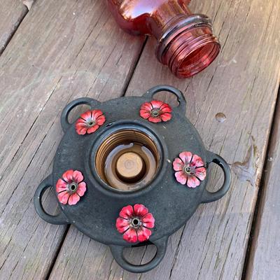 CB & Sons Hummingbird Elixir Feeders & a Suet Basket (L-HS)