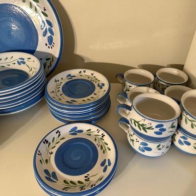 Studio Nova (41) Piece Set