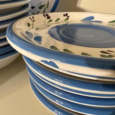 Studio Nova (41) Piece Set