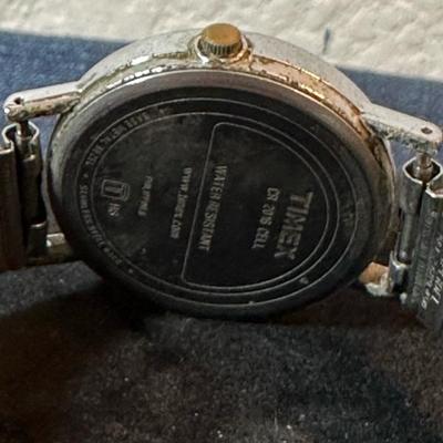 Lot 149 two menâ€™s watches one Timex one Seiko