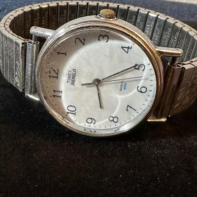Lot 149 two menâ€™s watches one Timex one Seiko