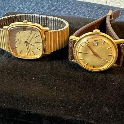 Lot 151 two Timex menâ€™s wrist watches