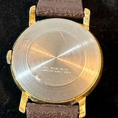 Lot 151 two Timex menâ€™s wrist watches