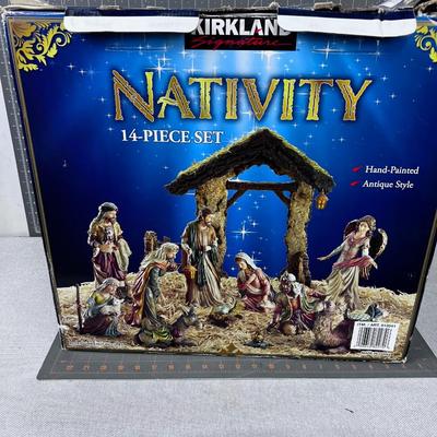Kirkland Nativity  14 Piece Set in Original Box