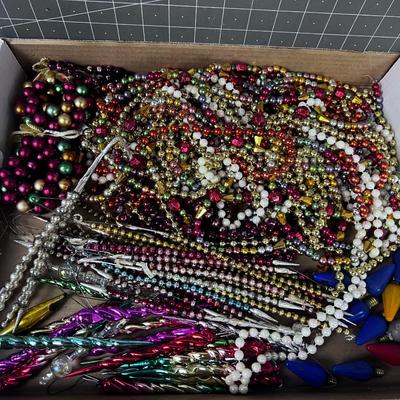 Christmas Glass Bulb Stringers Some Antique Some not