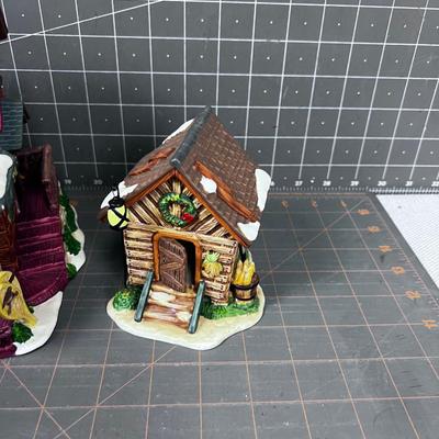 Ceramic Christmas House w/Outhouse