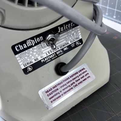 Champion Juicer, (for parts or Repair) 