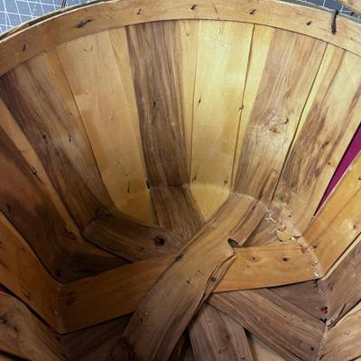 Bushell Basket with Lid. 