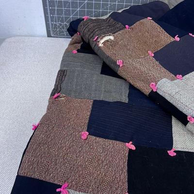 Antique Quilt Utilitarian Dark Colors