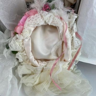  WORLD GALLERY NORMA RAMBAUD LARGE PORCELAIN DOLL LUSETT 