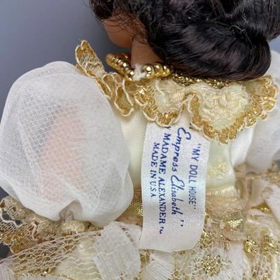  MADAME ALEXANDER EMPRESS ELISABETH DOLL 1991 ROYAL SERIES