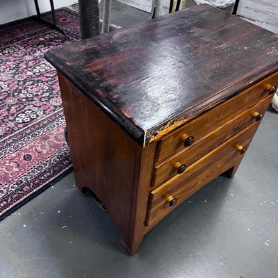 2 Drawer End Table or Night Stand 