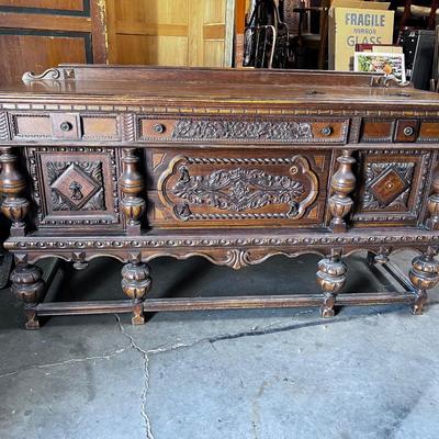 Jacobian Style Buffet