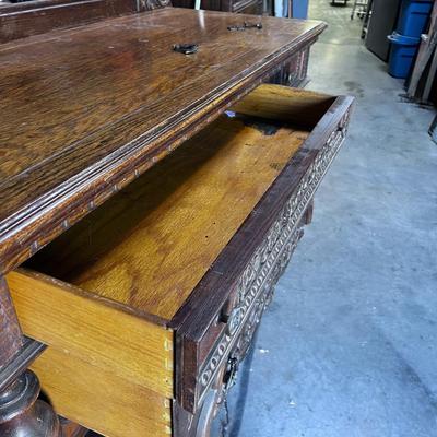Jacobian Style Buffet