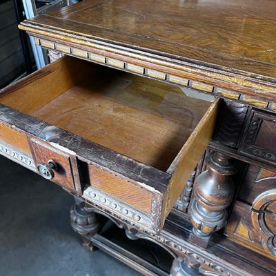 Jacobian Style Buffet