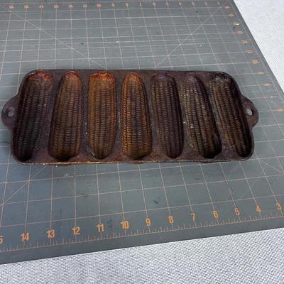 Corn Pone, Cast Iron Pan