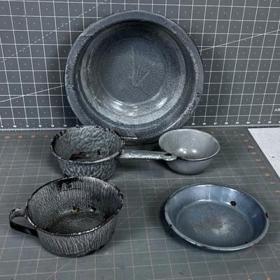 Gray Graniteware (Metal 5 Pieces) Cups and Bowls