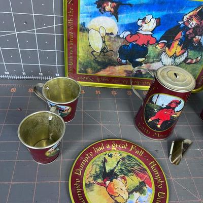 Tin Nursey Rhyme Tea Set (For Play) 