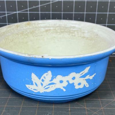 Cameo ware by HARKER Serving Bowl, Blue