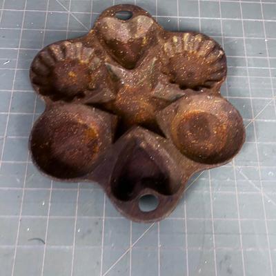 Cast Iron Corn Bread Pan, RUSTY 