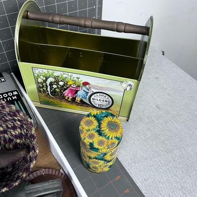 Tray of Do Da's: Candle, Wall Pockets, Tins, Sunflower