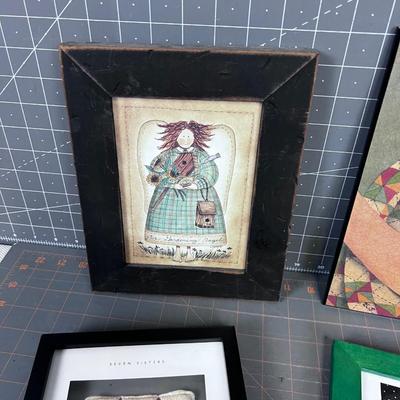 Small Frame Frames with Pics