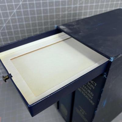 Compact Edition of the Oxford English Dictionary in 2 Volumes