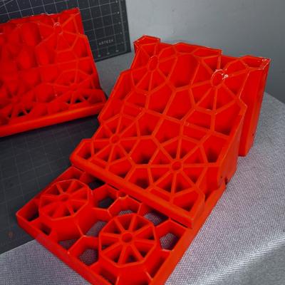 RV Vehicle Rams and Leveling Blocks