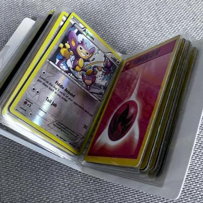 PokÃ©mon Set in a Collectors Book (90's )