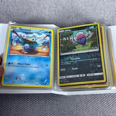 PokÃ©mon Set in a Collectors Book (90's )