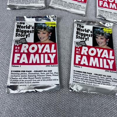 Press Pass  9 cards per pack - Royal Trading Card Family NEW Sealed 