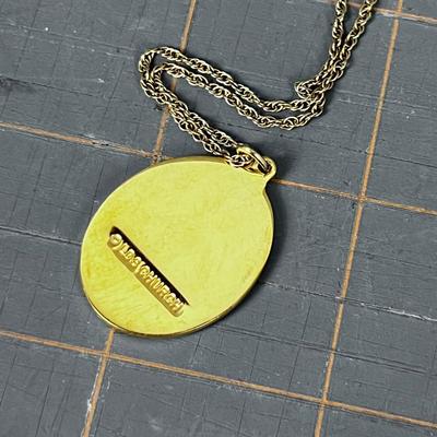 LDS Woman Pendant necklace 