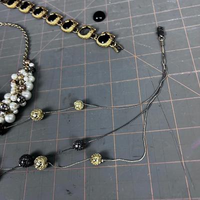 Costume Jewelry Lot Necklaces and Bracelets