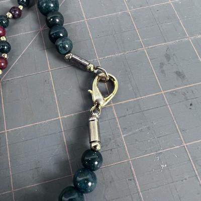 Hoop Earing and Necklace Natural Stone VERY dark Green and Maroon