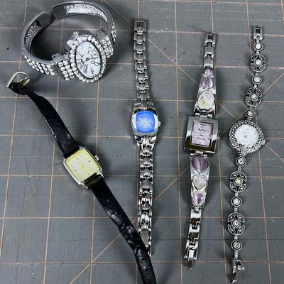 5 Ladies Costume Watches - It's Time! 