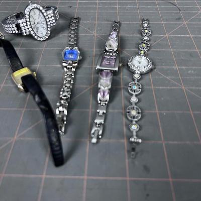 5 Ladies Costume Watches - It's Time! 