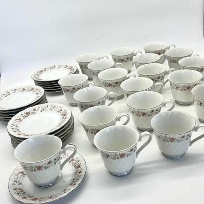 108 Pieces SHEFFIELD BOUQUET China