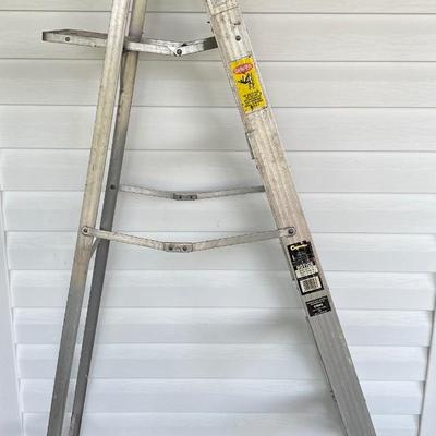 CAPRUM 6 Foot Aluminum Ladder