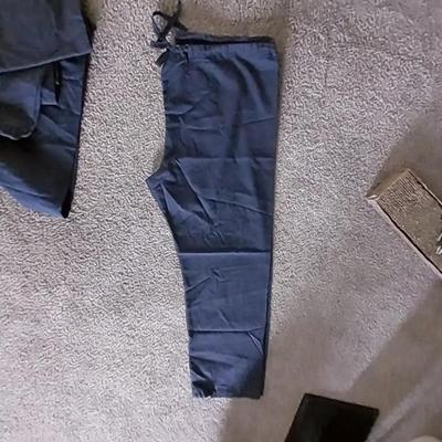 SIX SETS OF SCRUBS SIZE LARGE