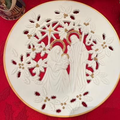 25- Lenox Holy Family plate, Jim Shore ornament, glass tree, pillow