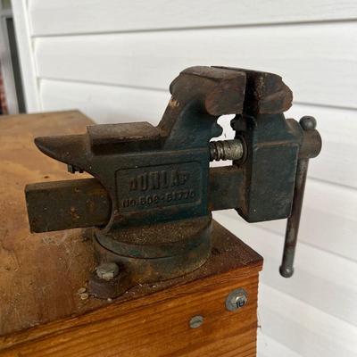 DUNLAP Vice on Homemade Garage Cart