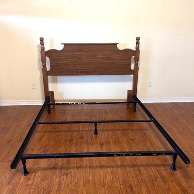 Queen Bed Frame With Temperpedic Mattress