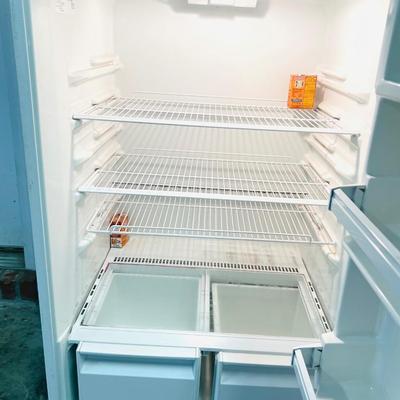 FRIGIDAIRE GARAGE FRIDGE