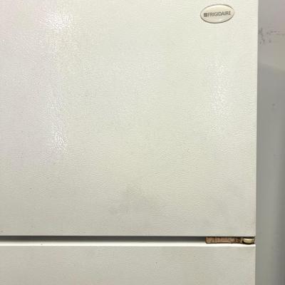 FRIGIDAIRE GARAGE FRIDGE