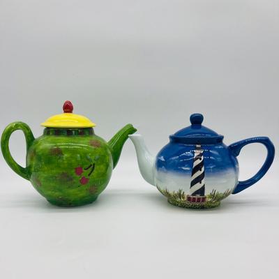 11 TEAPOTS